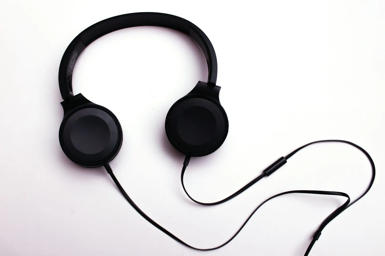 Auriculares usados en la prueba de audiometría